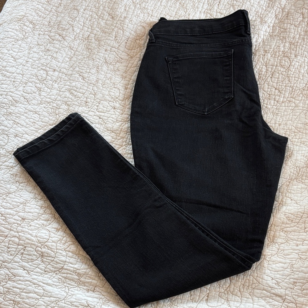 Old Navy Women's Black Skinny Jeans